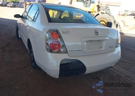 2006 Nissan Altima 2.5 S from USA, damaged, VIN 1N4AL11D36N328663